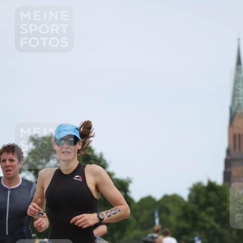 22.06.2025 - Viking Triathlon H.Heesch http://msf.ph/oto/8103986 22.06.2025 13:23:03 Laufen 200, 297, 384, 487 meine-sportfotos.de