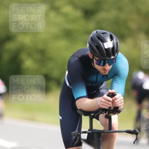 22.06.2025 - Viking Triathlon Yannick Fuchs http://msf.ph/oto/8103987 22.06.2025 11:27:30 Radfahren 57, 172, 258, 289, 359, 367 meine-sportfotos.de