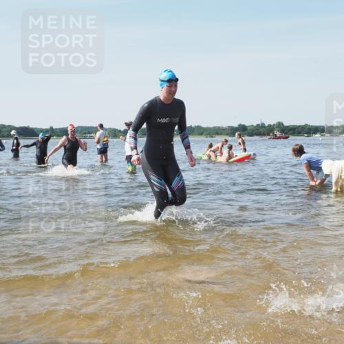 22.06.2025 - Viking Triathlon KatJ http://msf.ph/oto/8103988 22.06.2025 10:35:09 Schwimmen 139, 157, 204, 296, 365, 475, 495, 548, 660 meine-sportfotos.de