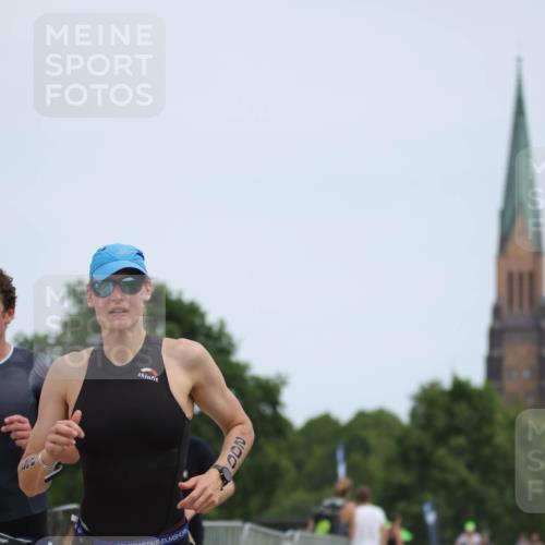 22.06.2025 - Viking Triathlon H.Heesch http://msf.ph/oto/8103992 22.06.2025 13:23:04 Laufen 200, 297, 384, 487 meine-sportfotos.de