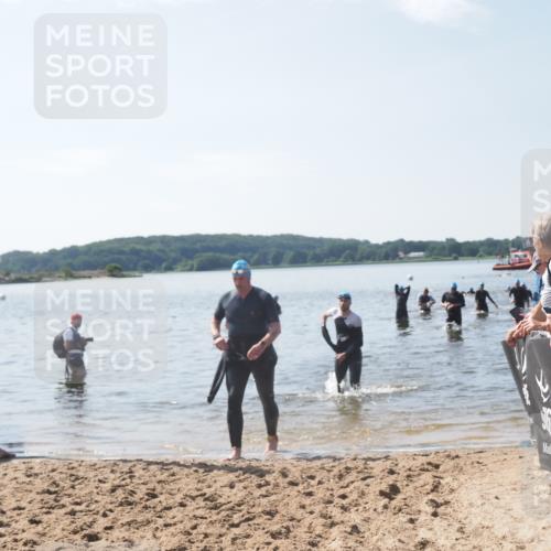 22.06.2025 - Viking Triathlon MichiJ http://msf.ph/oto/8103993 22.06.2025 10:47:07 Schwimmen 36, 51, 74, 378, 421 meine-sportfotos.de