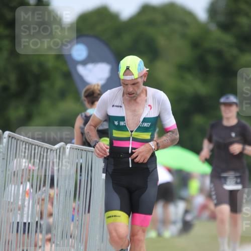 22.06.2025 - Viking Triathlon H.Heesch http://msf.ph/oto/8103996 22.06.2025 13:23:15 Laufen 289, 332 meine-sportfotos.de
