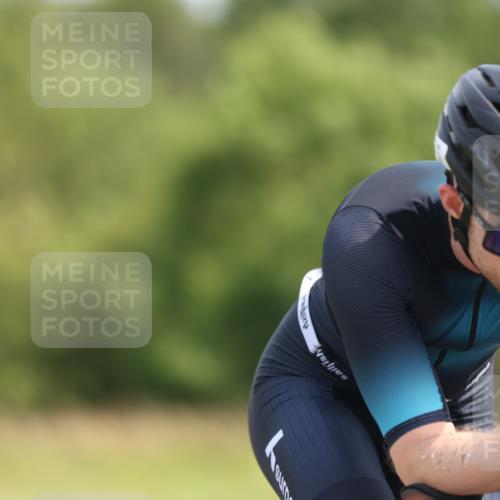 22.06.2025 - Viking Triathlon Yannick Fuchs http://msf.ph/oto/8103997 22.06.2025 11:27:30 Radfahren 57, 172, 258, 289, 359, 367 meine-sportfotos.de