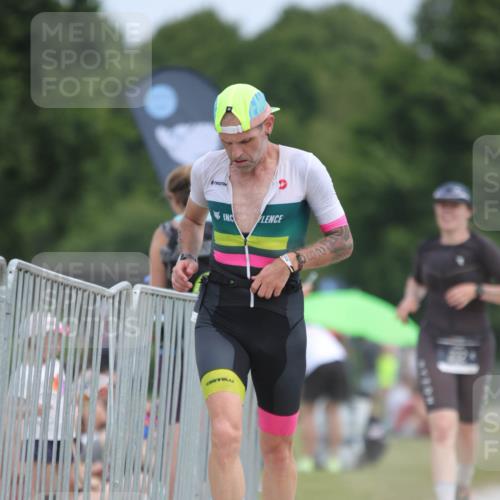 22.06.2025 - Viking Triathlon H.Heesch http://msf.ph/oto/8104000 22.06.2025 13:23:15 Laufen 289, 332 meine-sportfotos.de