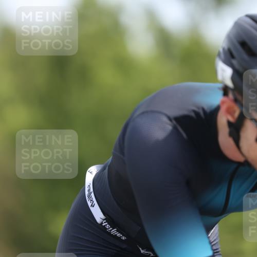 22.06.2025 - Viking Triathlon Yannick Fuchs http://msf.ph/oto/8104005 22.06.2025 11:27:30 Radfahren 57, 172, 258, 289, 359, 367 meine-sportfotos.de