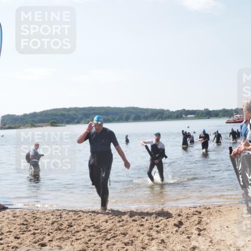 22.06.2025 - Viking Triathlon MichiJ http://msf.ph/oto/8104024 22.06.2025 10:47:07 Schwimmen 36, 51, 74, 378, 421 meine-sportfotos.de