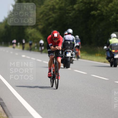22.06.2025 - Viking Triathlon Yannick Fuchs http://msf.ph/oto/8104026 22.06.2025 11:27:39 Radfahren 235, 397 meine-sportfotos.de