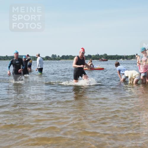 22.06.2025 - Viking Triathlon KatJ http://msf.ph/oto/8104028 22.06.2025 10:35:13 Schwimmen 139, 157, 204, 296, 365, 495, 508, 632, 660 meine-sportfotos.de