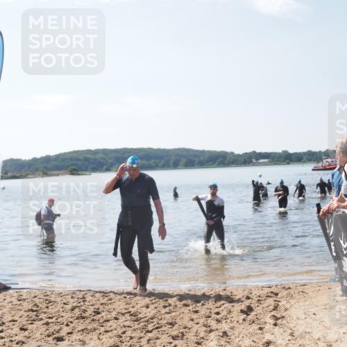 22.06.2025 - Viking Triathlon MichiJ http://msf.ph/oto/8104031 22.06.2025 10:47:07 Schwimmen 36, 51, 74, 378, 421 meine-sportfotos.de