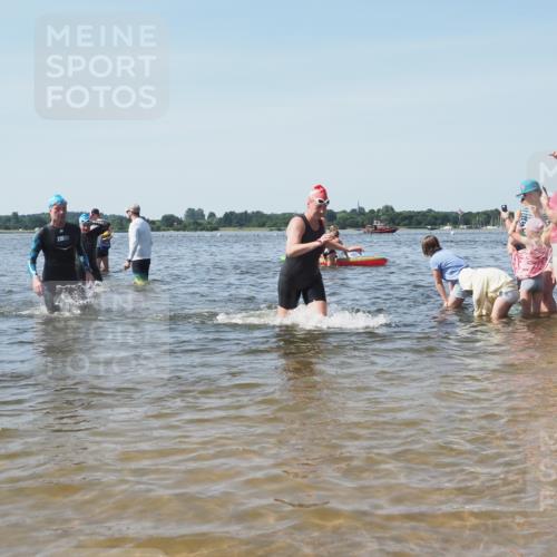 22.06.2025 - Viking Triathlon KatJ http://msf.ph/oto/8104035 22.06.2025 10:35:13 Schwimmen 139, 157, 204, 296, 365, 495, 508, 632, 660 meine-sportfotos.de