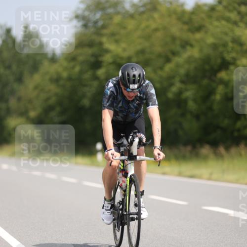 22.06.2025 - Viking Triathlon Yannick Fuchs http://msf.ph/oto/8104049 22.06.2025 12:07:23 Radfahren 3, 21, 469 meine-sportfotos.de
