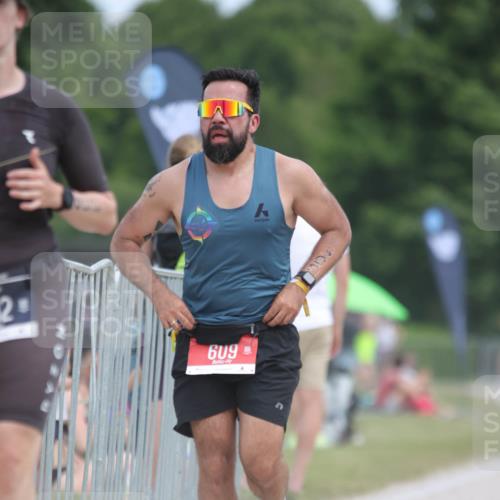 22.06.2025 - Viking Triathlon H.Heesch http://msf.ph/oto/8104053 22.06.2025 13:23:20 Laufen 289, 332, 609 meine-sportfotos.de