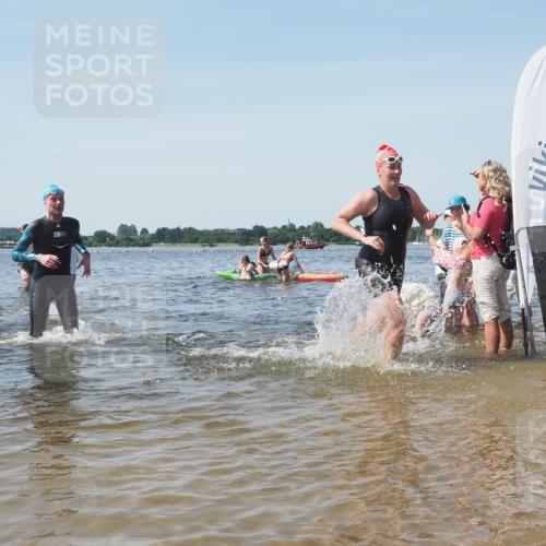 22.06.2025 - Viking Triathlon KatJ http://msf.ph/oto/8104066 22.06.2025 10:35:14 Schwimmen 139, 157, 204, 296, 365, 508, 632, 660 meine-sportfotos.de