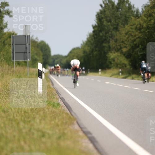 22.06.2025 - Viking Triathlon Yannick Fuchs http://msf.ph/oto/8104083 22.06.2025 12:07:25 Radfahren 21, 469 meine-sportfotos.de