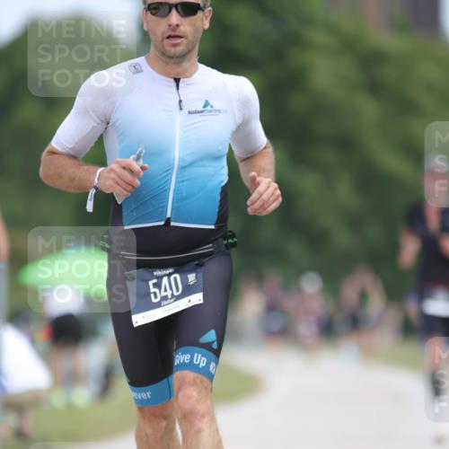 22.06.2025 - Viking Triathlon H.Heesch http://msf.ph/oto/8104117 22.06.2025 13:23:31 Laufen 188, 500, 540 meine-sportfotos.de