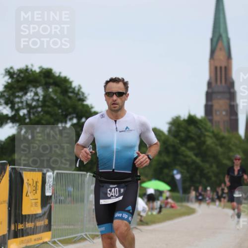 22.06.2025 - Viking Triathlon H.Heesch http://msf.ph/oto/8104120 22.06.2025 13:23:32 Laufen 188, 500, 540 meine-sportfotos.de