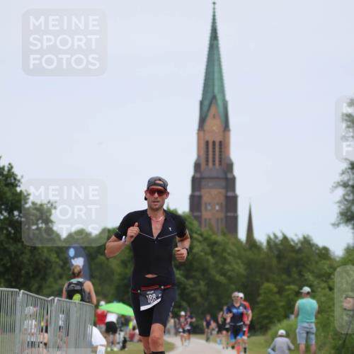 22.06.2025 - Viking Triathlon H.Heesch http://msf.ph/oto/8104155 22.06.2025 13:23:37 Laufen 188, 540 meine-sportfotos.de