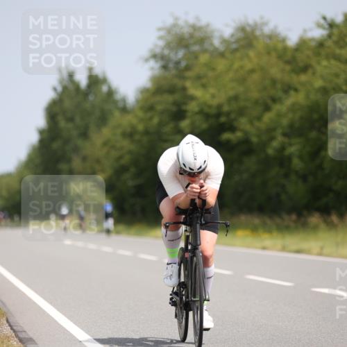 22.06.2025 - Viking Triathlon Yannick Fuchs http://msf.ph/oto/8104165 22.06.2025 12:07:29 Radfahren 21, 382 meine-sportfotos.de