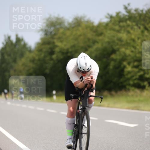 22.06.2025 - Viking Triathlon Yannick Fuchs http://msf.ph/oto/8104178 22.06.2025 12:07:30 Radfahren 21, 382 meine-sportfotos.de