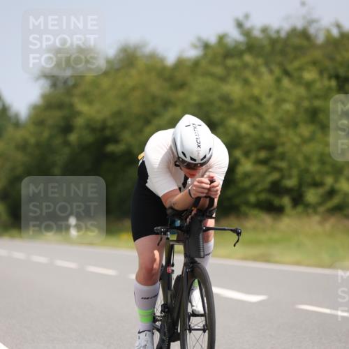 22.06.2025 - Viking Triathlon Yannick Fuchs http://msf.ph/oto/8104185 22.06.2025 12:07:30 Radfahren 21, 382 meine-sportfotos.de