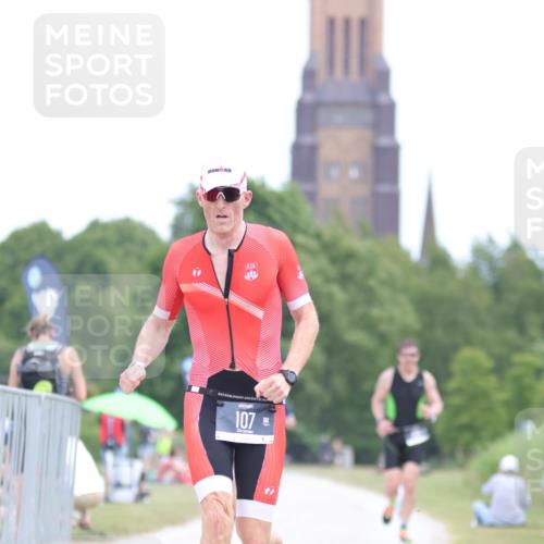 22.06.2025 - Viking Triathlon H.Heesch http://msf.ph/oto/8104188 22.06.2025 13:23:48 Laufen 107, 394 meine-sportfotos.de