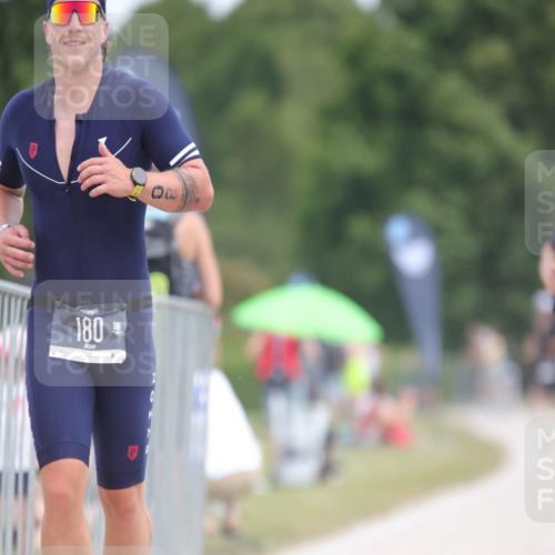 22.06.2025 - Viking Triathlon H.Heesch http://msf.ph/oto/8104210 22.06.2025 13:23:59 Laufen 85, 180, 313, 366 meine-sportfotos.de