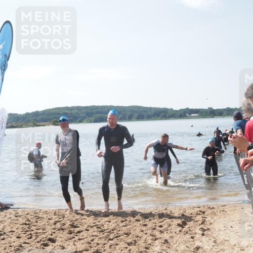 22.06.2025 - Viking Triathlon MichiJ http://msf.ph/oto/8104230 22.06.2025 10:47:27 Schwimmen 23, 74, 76, 183, 267, 421, 547 meine-sportfotos.de