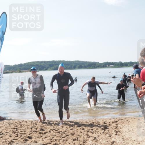 22.06.2025 - Viking Triathlon MichiJ http://msf.ph/oto/8104240 22.06.2025 10:47:27 Schwimmen 23, 74, 76, 183, 267, 421, 547 meine-sportfotos.de