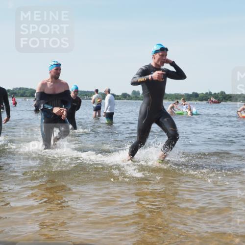 22.06.2025 - Viking Triathlon KatJ http://msf.ph/oto/8104276 22.06.2025 10:35:23 Schwimmen 107, 127, 204, 296, 320, 365, 395, 482, 508, 632 meine-sportfotos.de