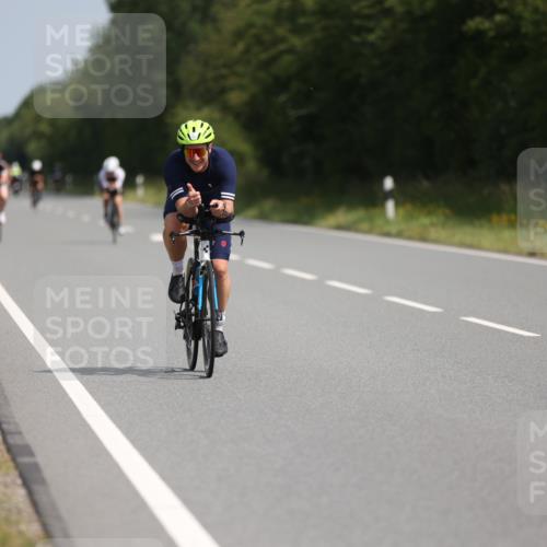 22.06.2025 - Viking Triathlon Yannick Fuchs http://msf.ph/oto/8104295 22.06.2025 11:27:59 Radfahren 86, 180, 222, 454, 513, 639 meine-sportfotos.de