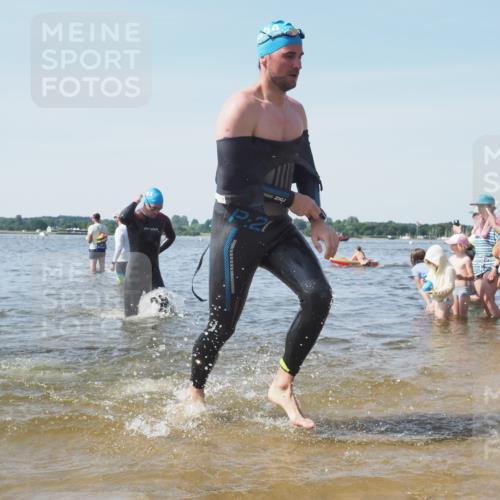 22.06.2025 - Viking Triathlon KatJ http://msf.ph/oto/8104310 22.06.2025 10:35:25 Schwimmen 107, 127, 204, 296, 320, 365, 395, 415, 482, 508, 632 meine-sportfotos.de
