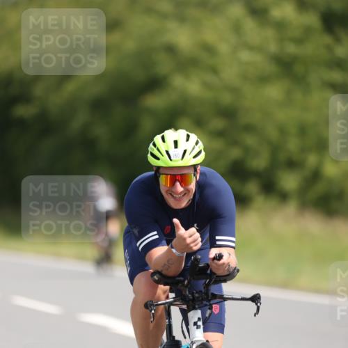 22.06.2025 - Viking Triathlon Yannick Fuchs http://msf.ph/oto/8104341 22.06.2025 11:28:01 Radfahren 86, 180, 454, 513, 639 meine-sportfotos.de