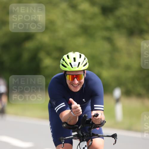 22.06.2025 - Viking Triathlon Yannick Fuchs http://msf.ph/oto/8104344 22.06.2025 11:28:01 Radfahren 86, 180, 454, 513, 639 meine-sportfotos.de