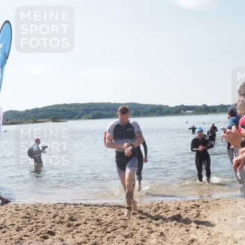 22.06.2025 - Viking Triathlon MichiJ http://msf.ph/oto/8104345 22.06.2025 10:47:30 Schwimmen 23, 76, 183, 261, 267, 547, 606 meine-sportfotos.de