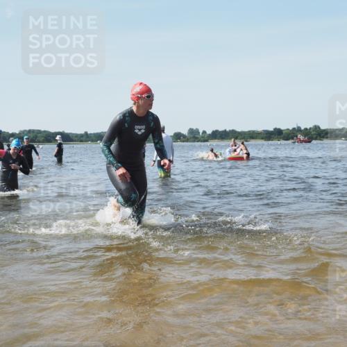 22.06.2025 - Viking Triathlon KatJ http://msf.ph/oto/8104350 22.06.2025 10:35:29 Schwimmen 20, 62, 107, 127, 134, 154, 204, 320, 395, 415, 482, 508, 602, 632 meine-sportfotos.de