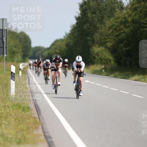 22.06.2025 - Viking Triathlon Yannick Fuchs http://msf.ph/oto/8104364 22.06.2025 11:28:03 Radfahren 86, 180, 266, 433, 454, 639 meine-sportfotos.de