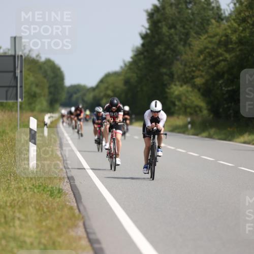 22.06.2025 - Viking Triathlon Yannick Fuchs http://msf.ph/oto/8104372 22.06.2025 11:28:03 Radfahren 86, 180, 266, 433, 454, 639 meine-sportfotos.de
