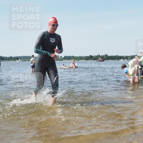 22.06.2025 - Viking Triathlon KatJ http://msf.ph/oto/8104376 22.06.2025 10:35:30 Schwimmen 20, 62, 107, 127, 134, 154, 320, 395, 415, 482, 508, 602, 632 meine-sportfotos.de