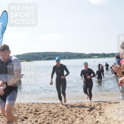 22.06.2025 - Viking Triathlon MichiJ http://msf.ph/oto/8104393 22.06.2025 10:47:31 Schwimmen 23, 71, 76, 183, 261, 267, 547, 606 meine-sportfotos.de