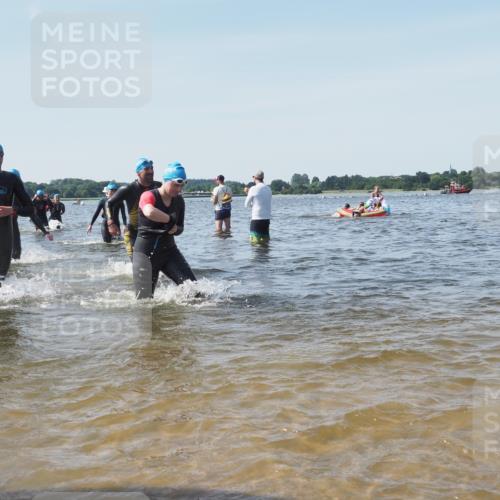 22.06.2025 - Viking Triathlon KatJ http://msf.ph/oto/8104420 22.06.2025 10:35:32 Schwimmen 20, 47, 62, 107, 127, 134, 154, 320, 395, 415, 482, 602, 632 meine-sportfotos.de