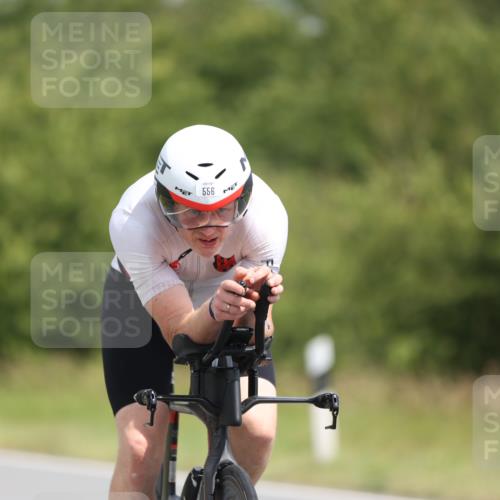 22.06.2025 - Viking Triathlon Yannick Fuchs http://msf.ph/oto/8104446 22.06.2025 12:07:48 Radfahren 97, 396, 556 meine-sportfotos.de