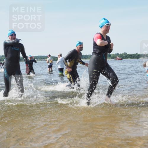 22.06.2025 - Viking Triathlon KatJ http://msf.ph/oto/8104462 22.06.2025 10:35:33 Schwimmen 20, 47, 62, 107, 127, 134, 154, 320, 395, 415, 482, 602, 632 meine-sportfotos.de