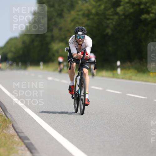 22.06.2025 - Viking Triathlon Yannick Fuchs http://msf.ph/oto/8104479 22.06.2025 12:07:52 Radfahren 157, 334, 396, 556 meine-sportfotos.de