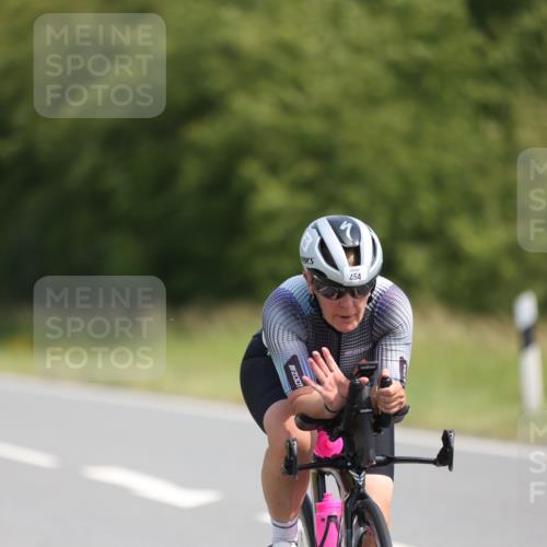 22.06.2025 - Viking Triathlon Yannick Fuchs http://msf.ph/oto/8104494 22.06.2025 11:28:09 Radfahren 86, 266, 331, 337, 433, 454, 459, 639 meine-sportfotos.de