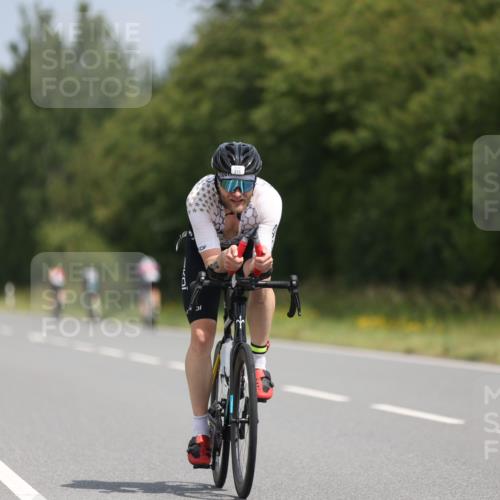 22.06.2025 - Viking Triathlon Yannick Fuchs http://msf.ph/oto/8104501 22.06.2025 12:07:52 Radfahren 157, 334, 396, 556 meine-sportfotos.de