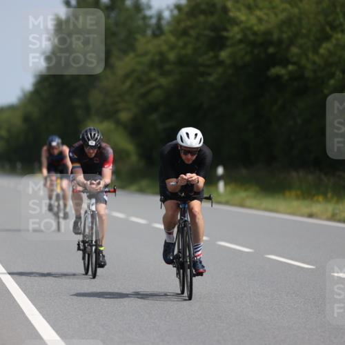 22.06.2025 - Viking Triathlon Yannick Fuchs http://msf.ph/oto/8104517 22.06.2025 11:28:10 Radfahren 86, 210, 266, 331, 337, 433, 454, 459, 639 meine-sportfotos.de