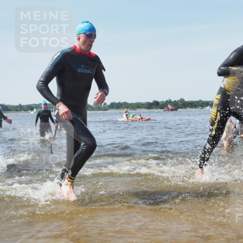 22.06.2025 - Viking Triathlon KatJ http://msf.ph/oto/8104520 22.06.2025 10:35:35 Schwimmen 20, 47, 62, 107, 127, 134, 154, 320, 395, 415, 482, 602 meine-sportfotos.de