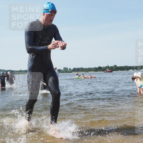 22.06.2025 - Viking Triathlon KatJ http://msf.ph/oto/8104576 22.06.2025 10:35:36 Schwimmen 20, 47, 62, 107, 127, 134, 154, 320, 395, 415, 482, 602 meine-sportfotos.de