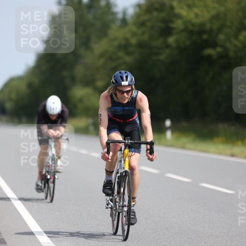 22.06.2025 - Viking Triathlon Yannick Fuchs http://msf.ph/oto/8104579 22.06.2025 11:28:14 Radfahren 210, 266, 269, 331, 337, 433, 459 meine-sportfotos.de