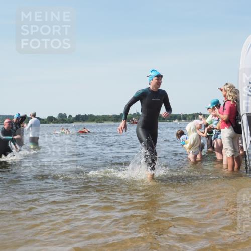 22.06.2025 - Viking Triathlon KatJ http://msf.ph/oto/8104598 22.06.2025 10:35:40 Schwimmen 20, 47, 62, 127, 134, 154, 415, 602 meine-sportfotos.de